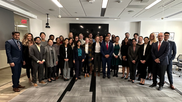 On February 14, School of Medicine students and MedStar Health residents enrolled in Richard Waldhorn, MD’s “Health Policy and Public Health” class visited the Office of National Drug Control Policy at the White House.
